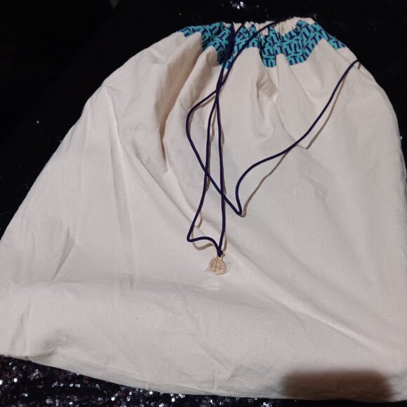 Tory Burch McGraw Tote - Picture 13 of 13